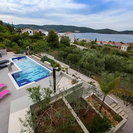Villa Art Mara Vis